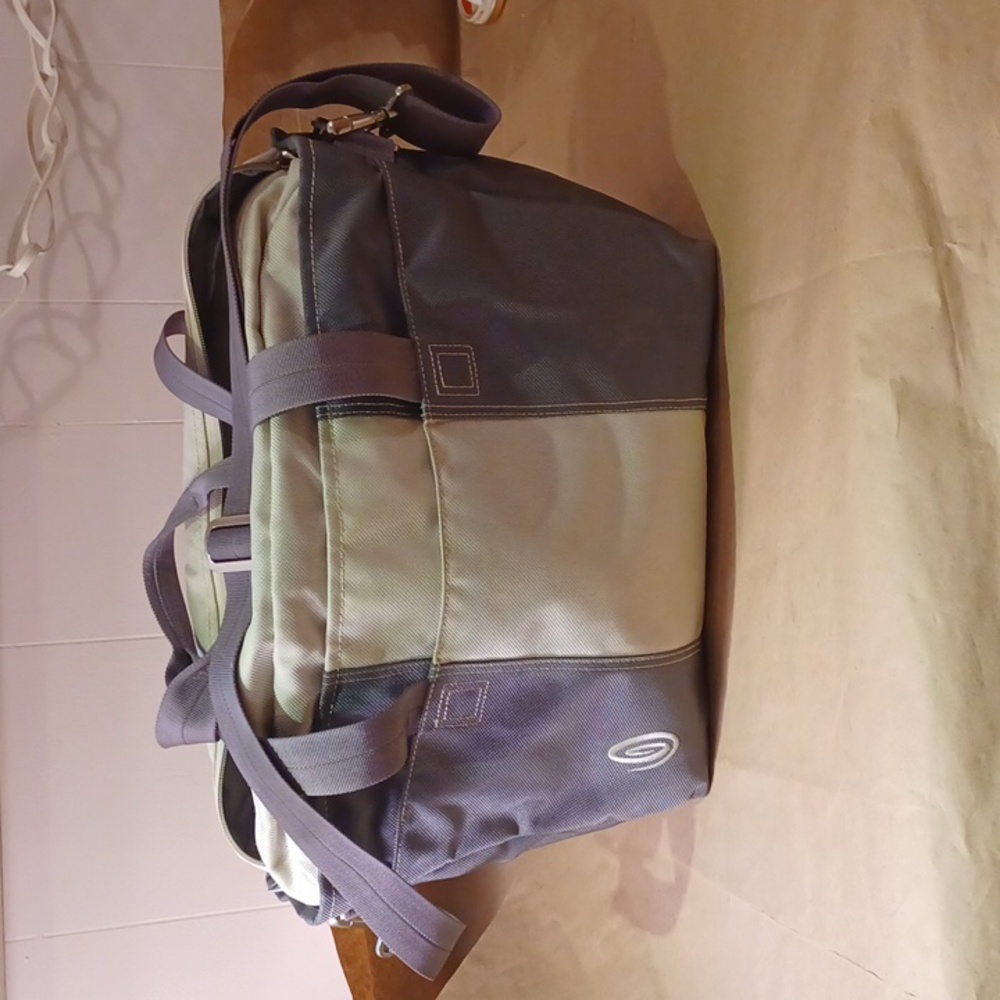 TIMBUK2 Medium Cargo Tote for Men, Women, Children in Grey and Khaki